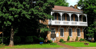 Beautiful historic buildings in Tuscaloosa