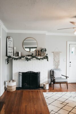 winter decor can be a plus when selling your home in winter